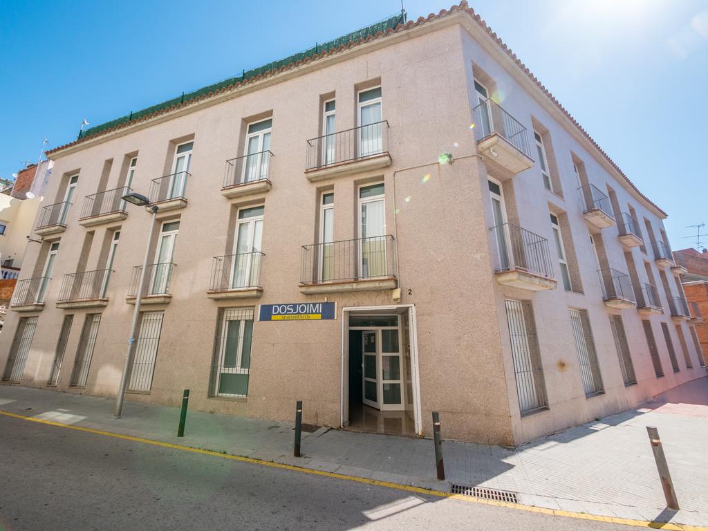 Hotel Apartaments Ar Dosjoimi