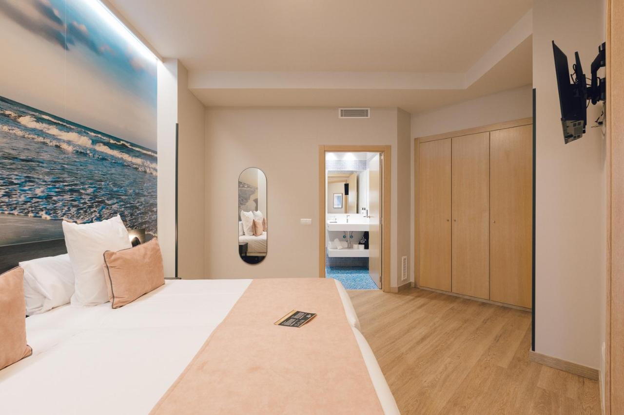 Palau Apartments
