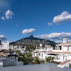 Sejur Apartamentos Serinamar Naranjos De Marbella vacanta Marbella
