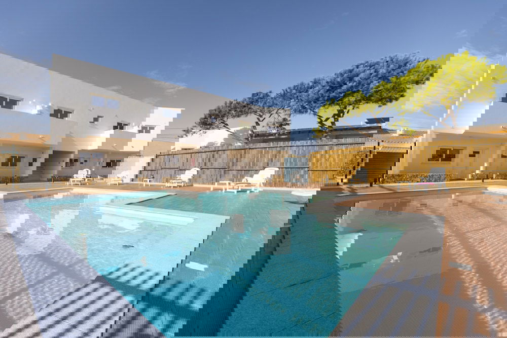 Hotel Sagres Sun Stay - Surf Camp & Hostel