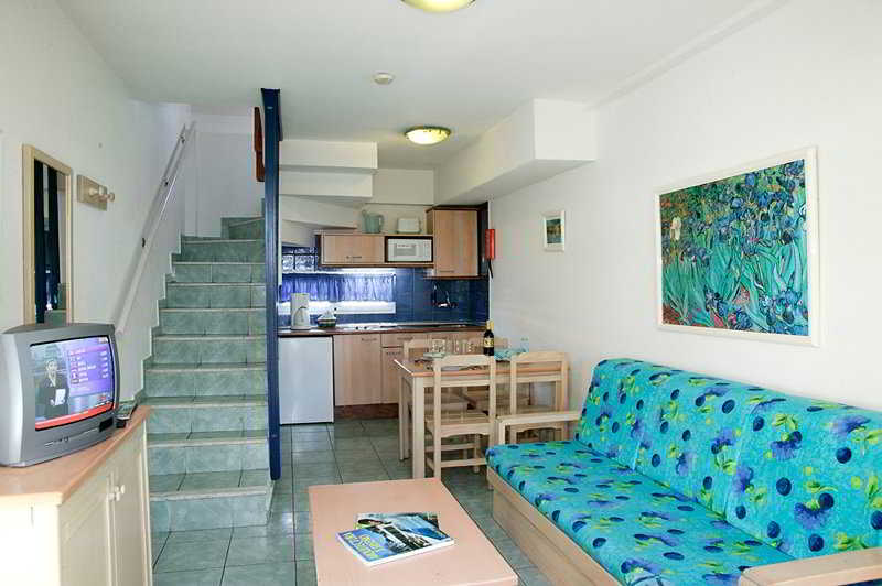 Apartamentos Jardín Del Sol