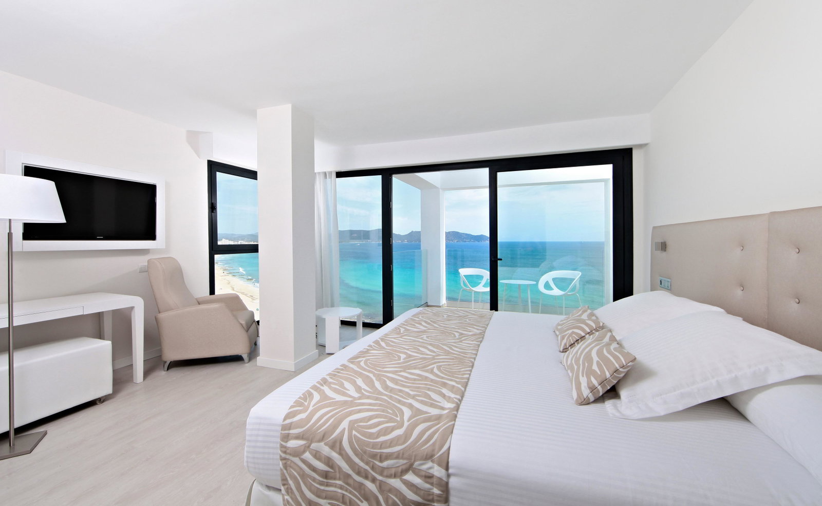 dal travel Iberostar Waves Cala Millor