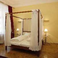 Hotel Boutique Hotel Dom - Rooms & Suites cazare Graz