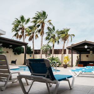 Hotel Juanedu Suites cazare Aruba