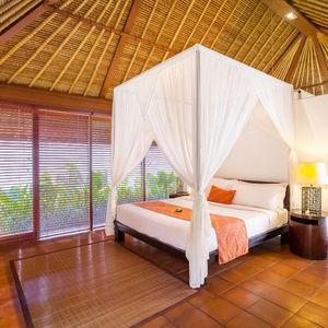 Hotel Mayaloka Villas cazare Seminyak