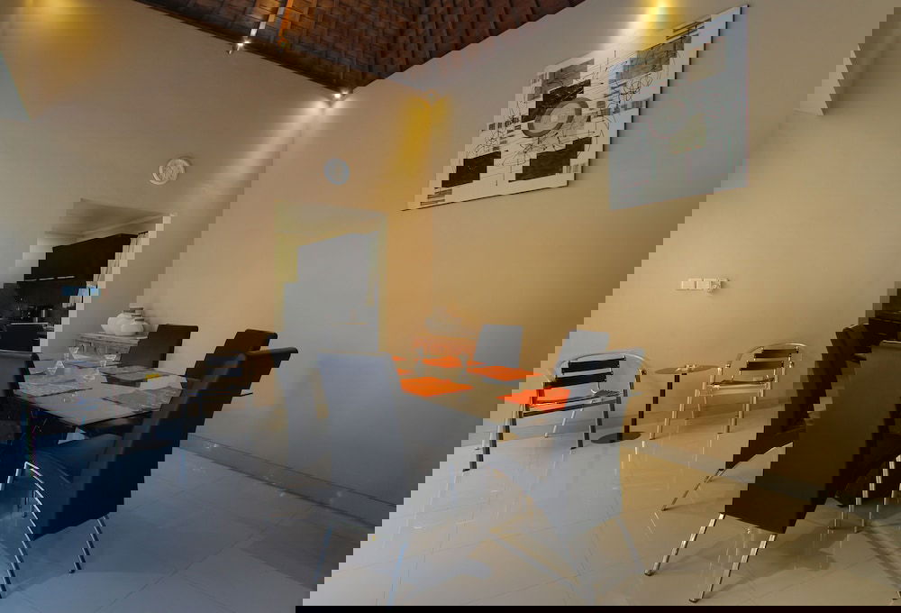 Hotel Lotus Tirta Seminyak