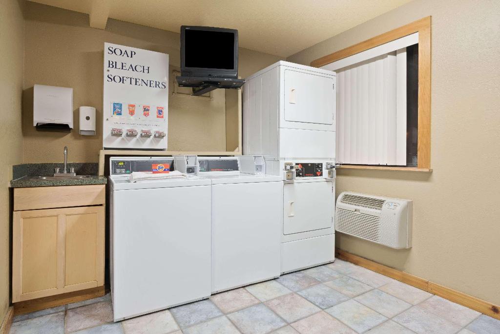 Hotel Super 8 By Wyndham Billings