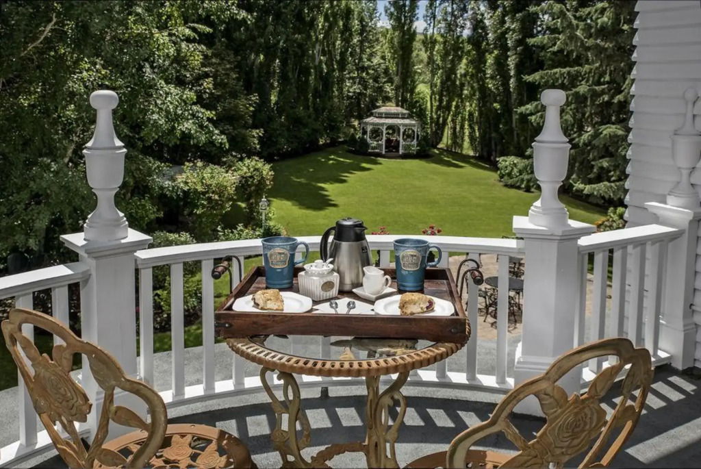 Hotel Gibson Mansion Bed And Breakfast