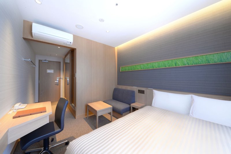 Hotel Vessel Inn Yachiyo Katsutadaiekimae