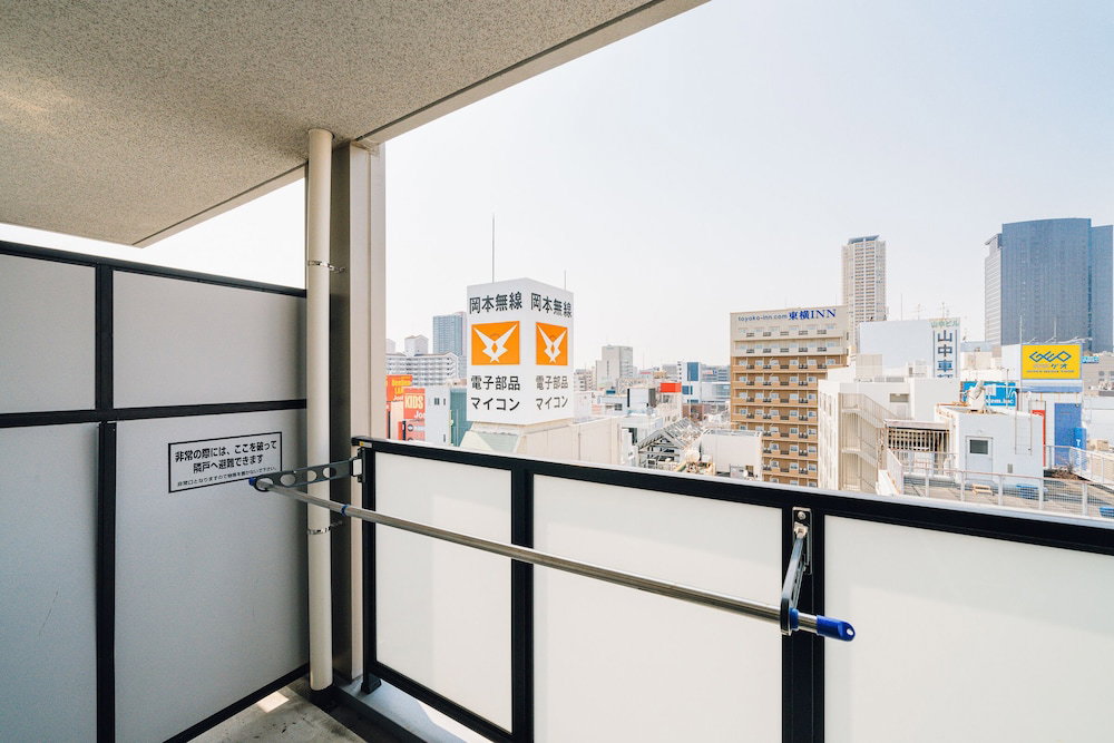 Prendre Namba Afp Apartment