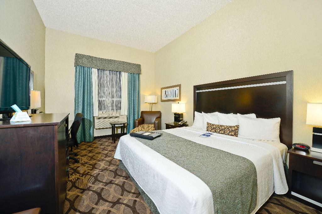 Hotel Best Western Plus Travel Hotel Toronto Airport