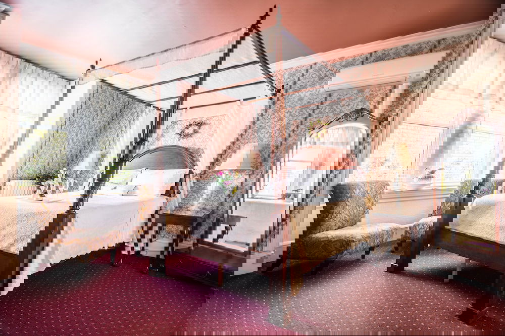 Hotel Auberge Mcgee'S Inn