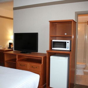 Hotel Ramada South cazare Edmonton
