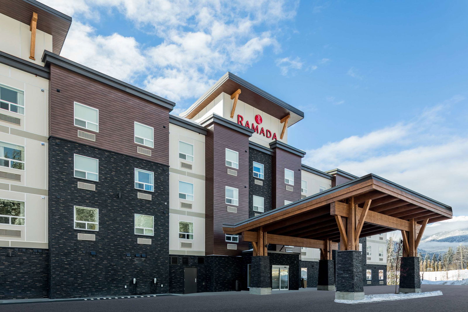 Hotel Ramada By Wyndham Revelstoke