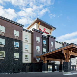 Hotel Ramada By Wyndham Revelstoke cazare Revelstoke