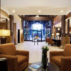 Hotel Sunrise Ridge Waterfront Resort cazare Parksville