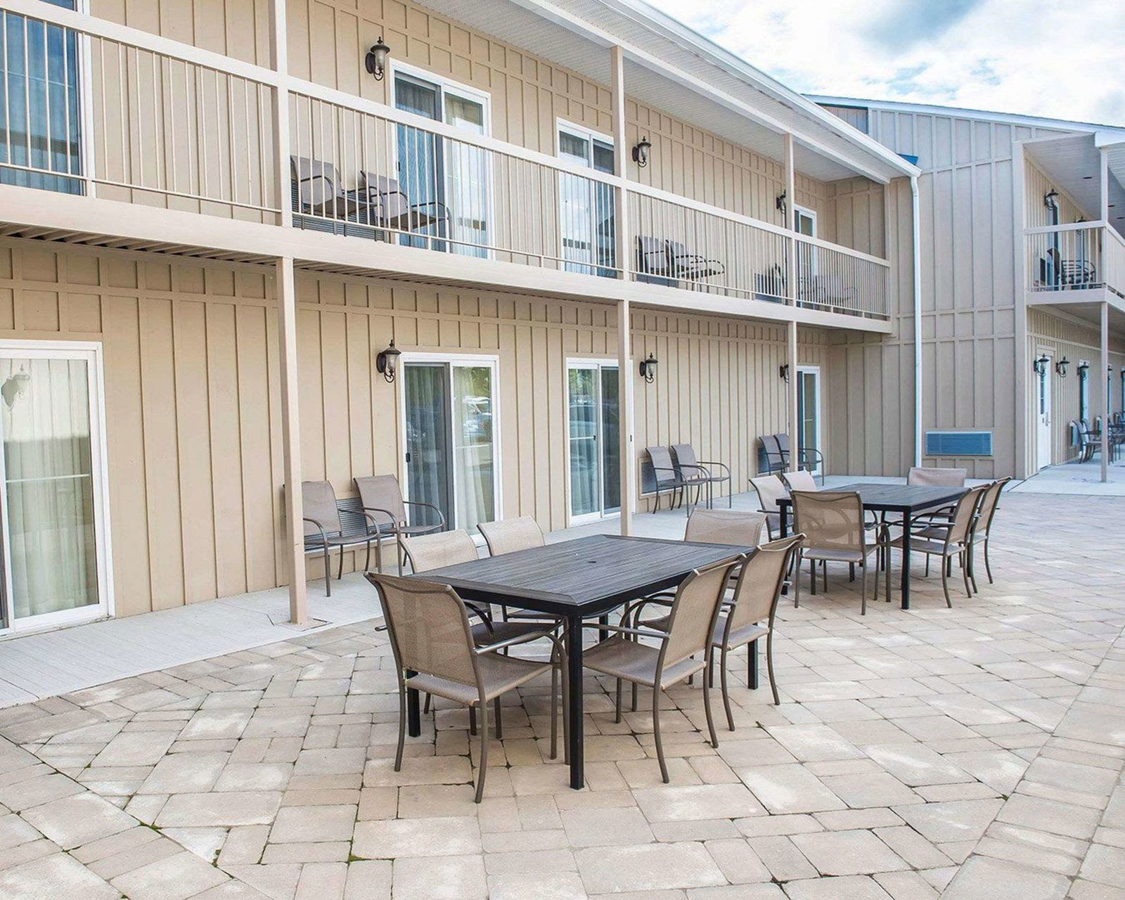 Hotel Comfort Inn & Suites Thousand Islands Harbour District