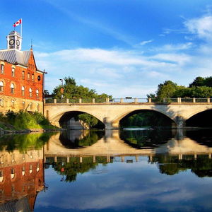 Hotel Holiday Inn Express Pembroke cazare Pembroke