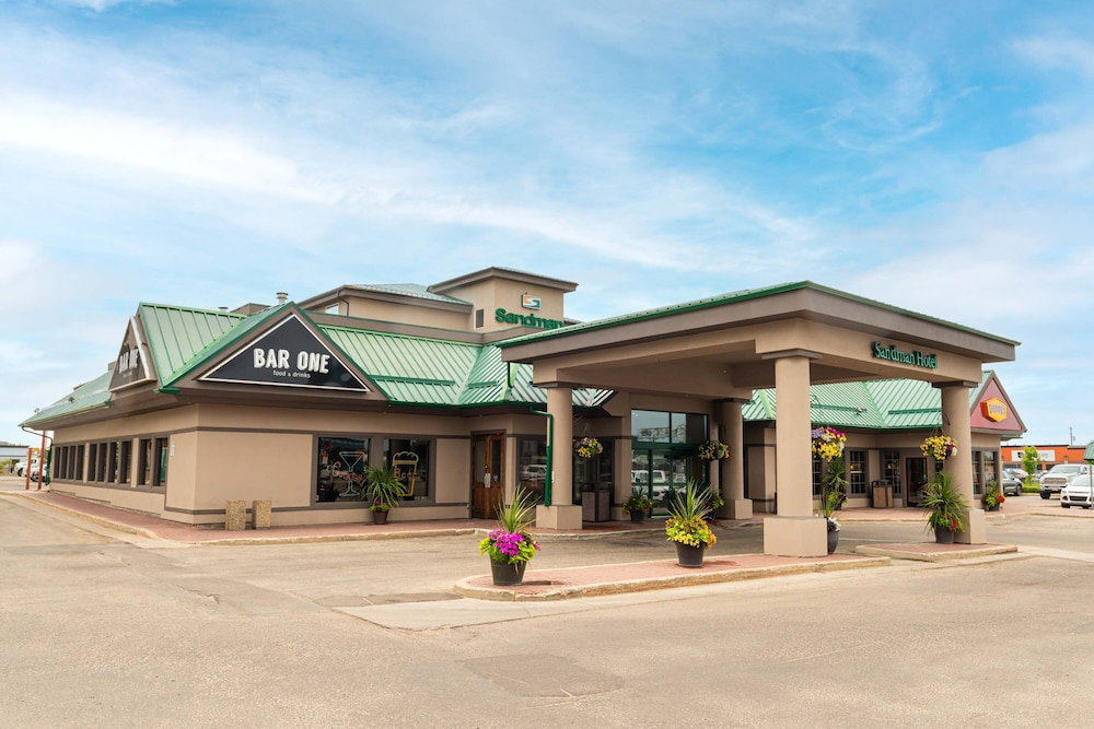 Hotel Sandman Hotel Grande Prairie