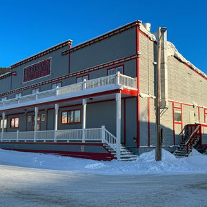 Hotel The Eldorado Hotel cazare Dawson City