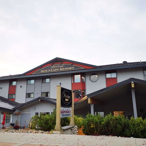Hotel Prestige Mountain Resort Rossland cazare Rossland