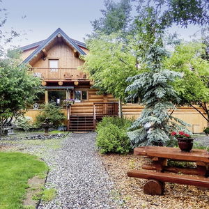 Hotel Inn On The Lake cazare Yukon