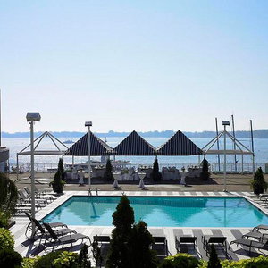 Hotel Radisson Admiral Toronto Harbourfront cazare Toronto