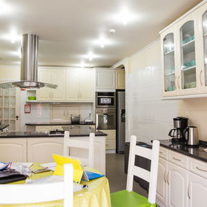 Hotel Help Yourself Hostels Carcavelos Coast cazare Cascais