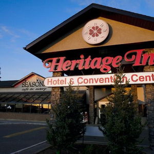 Hotel Heritage Inn Hotel & Convention Centre cazare Brooks