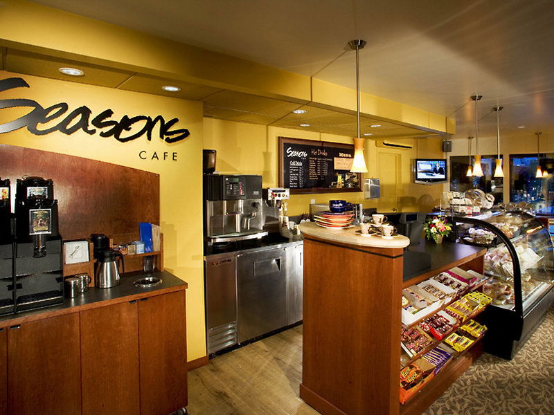 Hotel Lobstick Lodge