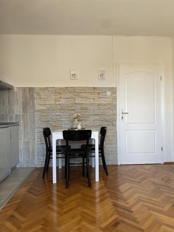 Hotel Apartments Skako