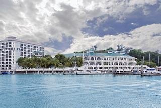 Hotel Avillion Admiral Cove