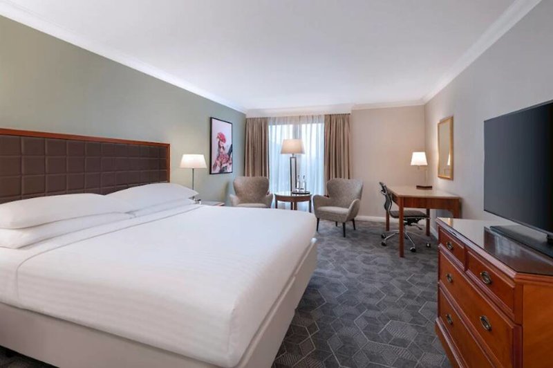 Hotel Delta Hotels Heathrow Windsor