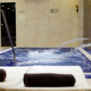 Hotel Kodmon cazare Eger