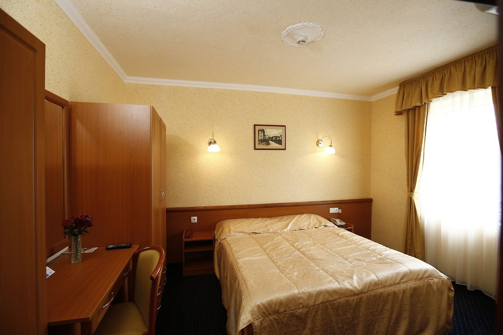 Hotel Korona Eger