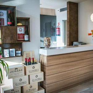 Hotel Imola Udvarhaz Dessert Hotel cazare Eger