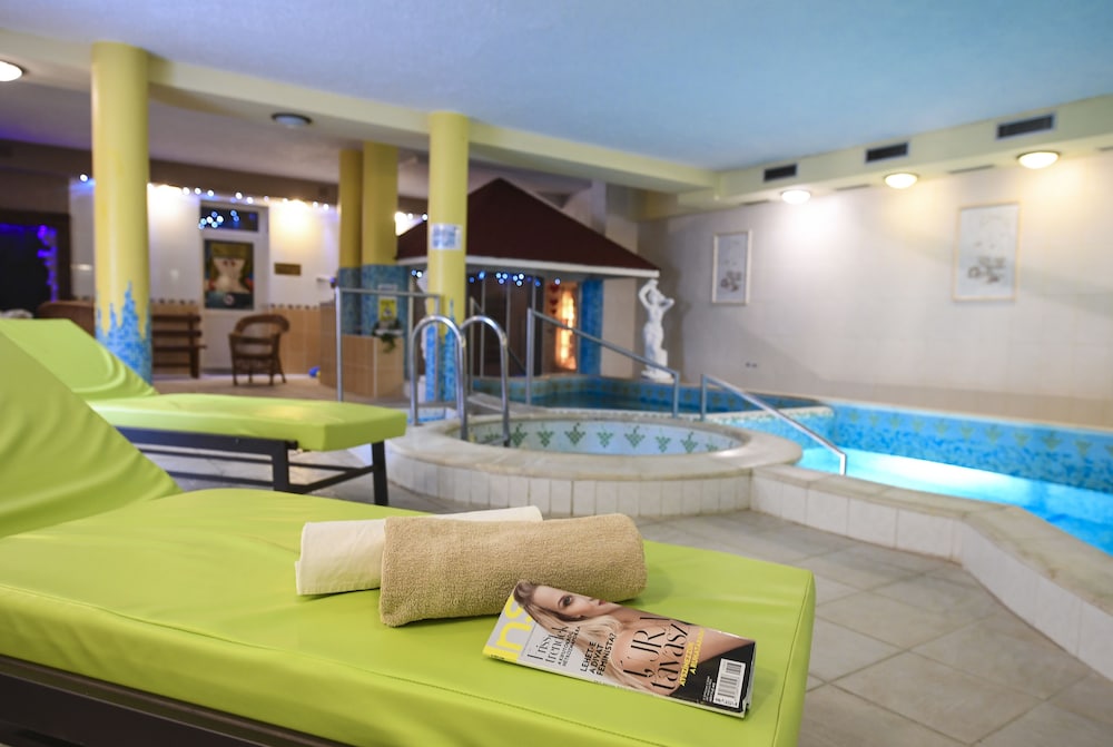 Korona Eger Wellness And Conference Hotel