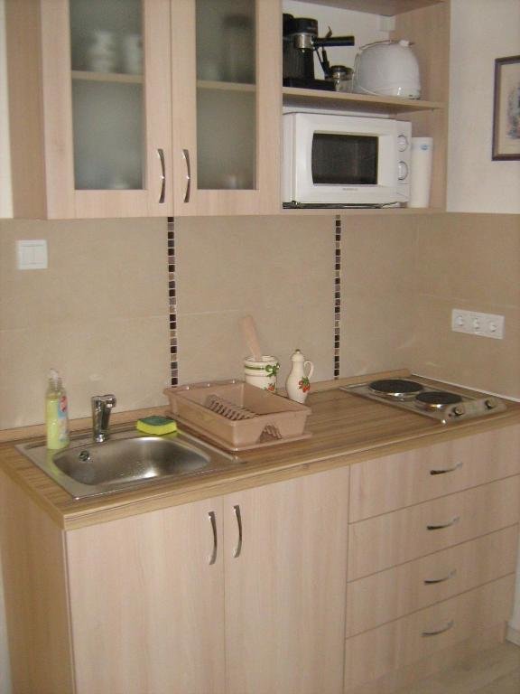 Amira Apartman