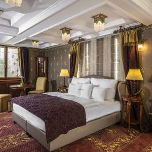 Hotel Erla Villa cazare Eger