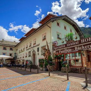 Hotel Hotel Garni Snaltnerhof cazare Ortisei