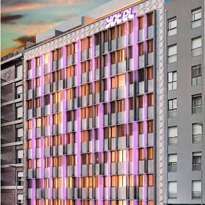 Hotel Yotel Porto cazare Porto