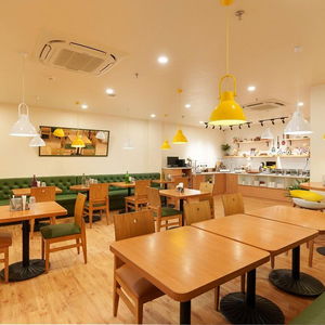 Hotel Bloom Boutique Connaught Place Area cazare New Delhi