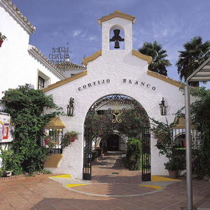 Sejur Globales Cortijo Blanco vacanta San Pedro de Alcantara