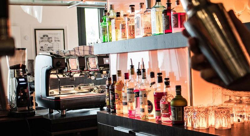 Hotel Nikii Hotel & Restaurant