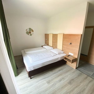 Hotel Limok Rooms cazare Leipzig