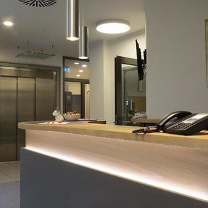 Hotel Neuthor cazare Ulm