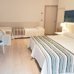 Hotel Hotel Los Rosales cazare Formentera