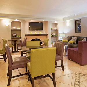 Hotel La Quinta Inn By Wyndham Denver Golden cazare Golden