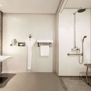 Hotel Wyndham Garden Manama cazare Manama