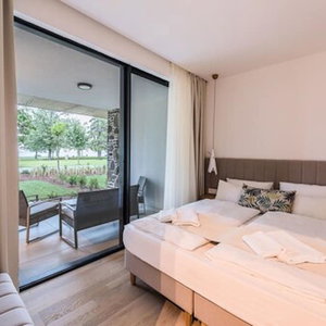 Hotel Oliver Lux cazare Tihany